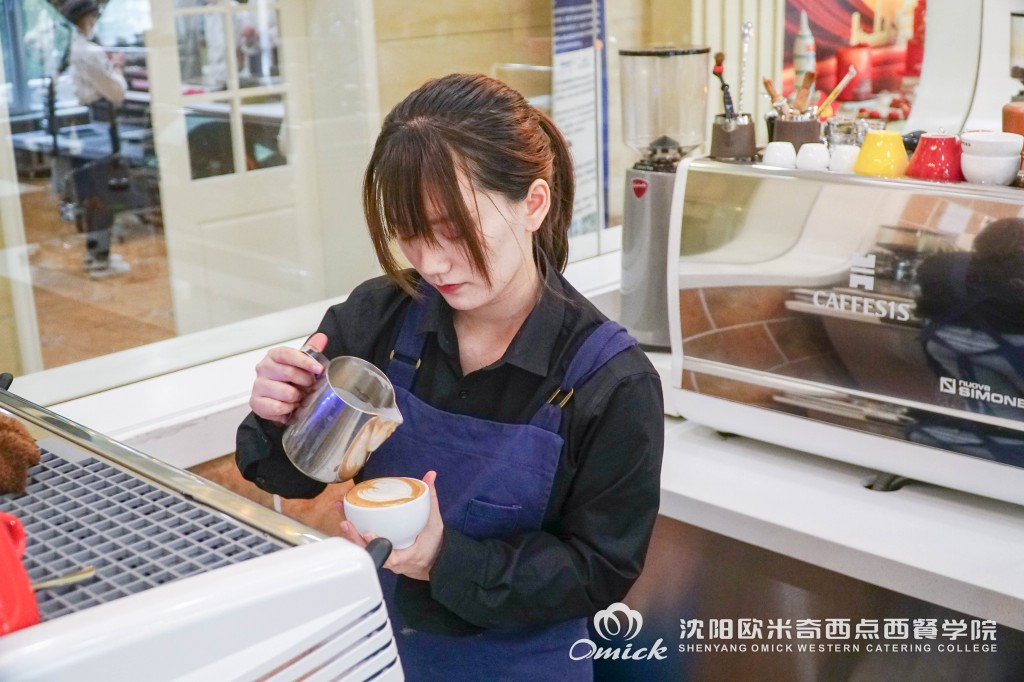一线城市中口碑最好的咖啡师培训课程推荐
