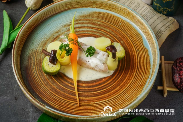 设备全面升级！沈阳欧米奇西餐实训中心