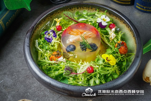 丰富校园活动，沈阳欧米奇西餐学习不单调