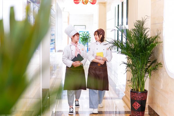 学西点去哪个学校学比较好
