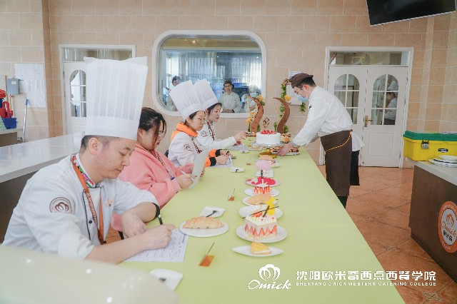 中国十大蛋糕培训机构 西点培训前十名学校