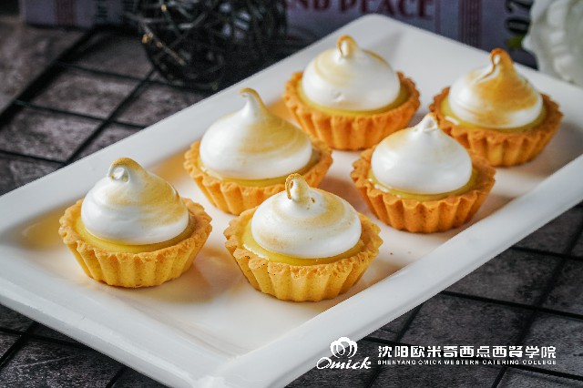 西点师一定要营养师证吗